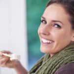 A minőségi fogimplantátum tulajdonképpen átveszi a saját fogad gyökerének a szerepét, így rendkívül stabil alapot biztosít a koronának.